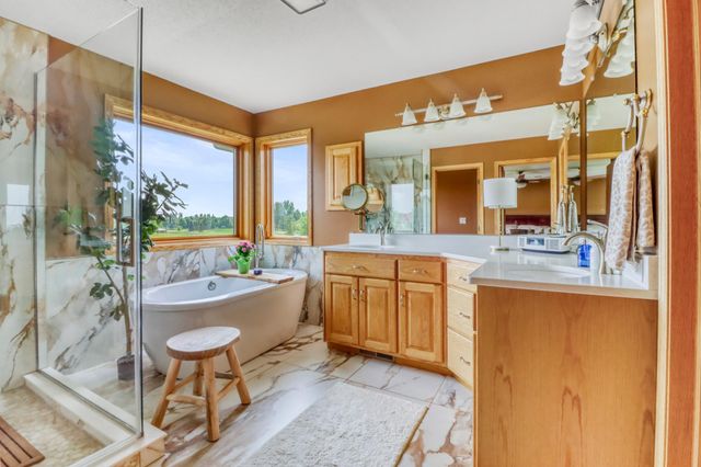 4744 Rose Creek Parkway S, Fargo, ND 58104