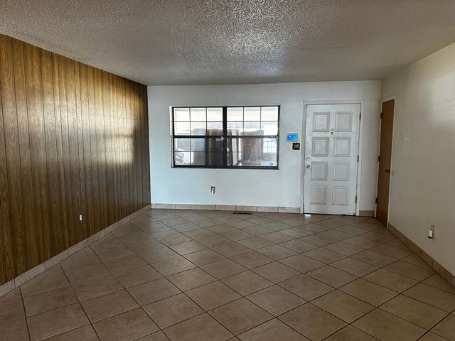 218 Mark Drive, Belen, NM 87002