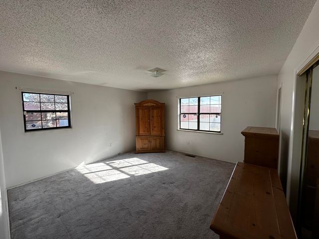 218 Mark Drive, Belen, NM 87002