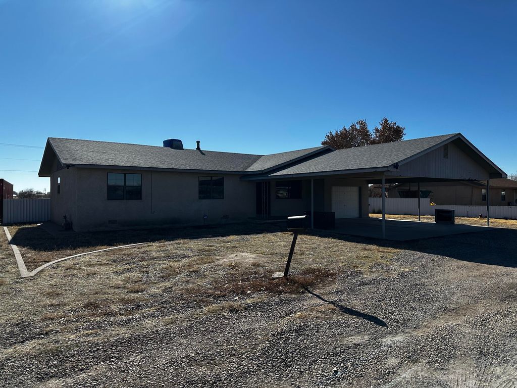 218 Mark Drive, Belen, NM 87002