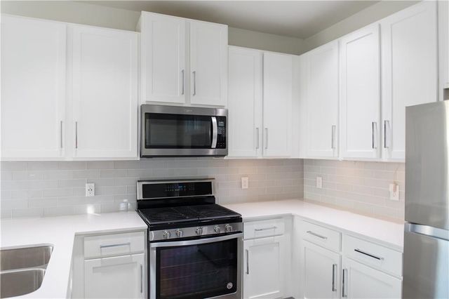 3415 Dalton ST B, Austin, TX 78745