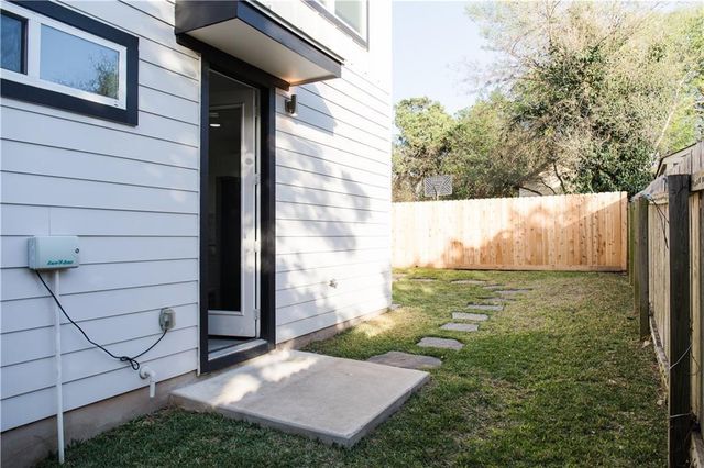 3415 Dalton ST B, Austin, TX 78745