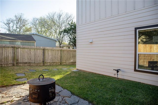 3415 Dalton ST B, Austin, TX 78745