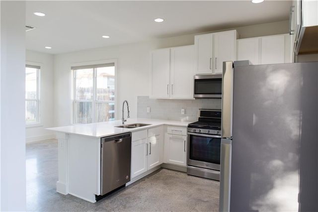 3415 Dalton ST B, Austin, TX 78745