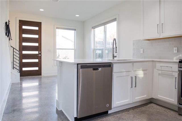 3415 Dalton ST B, Austin, TX 78745