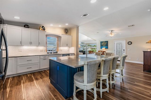 138 BLUE MARLIN DRIVE, Oldsmar, FL 34677