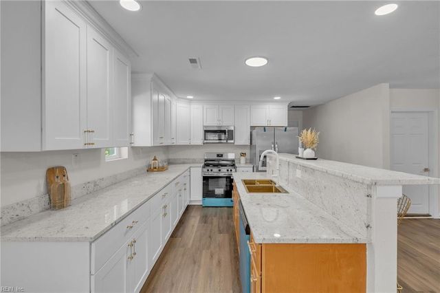 235 Forest ST, Suffolk, VA 23434