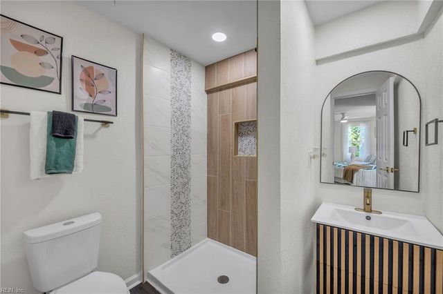 235 Forest ST, Suffolk, VA 23434