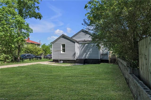 235 Forest ST, Suffolk, VA 23434