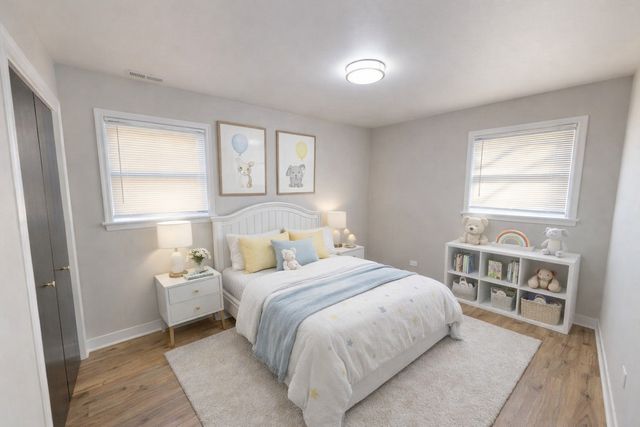 1021 W Vermont Avenue, Chicago, IL 60827