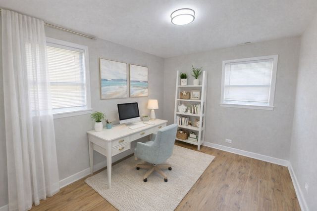 1021 W Vermont Avenue, Chicago, IL 60827