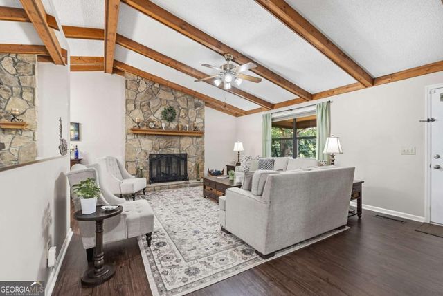 93 Jamie Lane, Blairsville, GA 30512