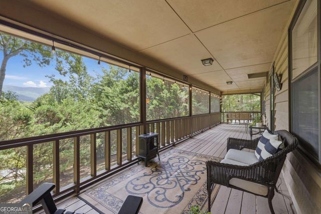 93 Jamie Lane, Blairsville, GA 30512