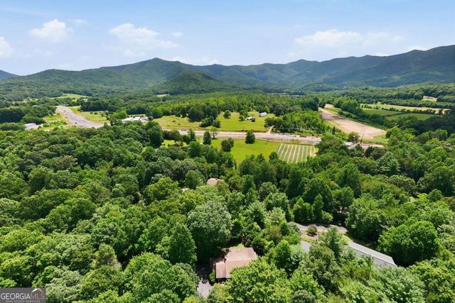 93 Jamie Lane, Blairsville, GA 30512