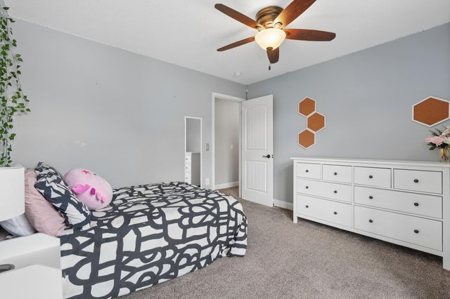 12054 Gantry Lane, Apple Valley, MN 55124