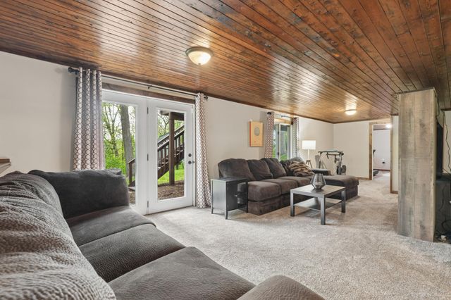 12054 Gantry Lane, Apple Valley, MN 55124
