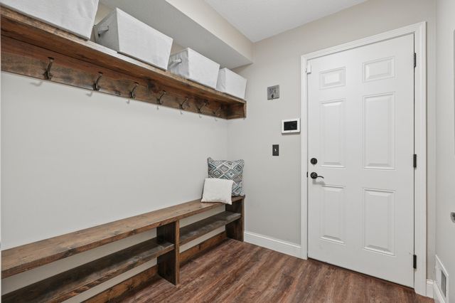 12054 Gantry Lane, Apple Valley, MN 55124