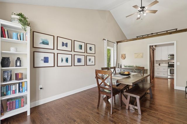 12054 Gantry Lane, Apple Valley, MN 55124