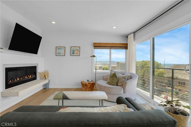 1838 Manhattan Ave, Hermosa Beach, CA 90254
