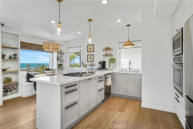 1838 Manhattan Ave, Hermosa Beach, CA 90254