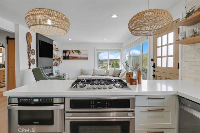 1838 Manhattan Ave, Hermosa Beach, CA 90254