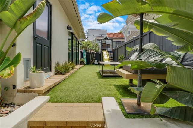 1838 Manhattan Ave, Hermosa Beach, CA 90254