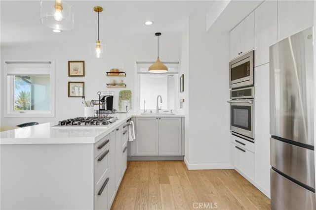 1838 Manhattan Ave, Hermosa Beach, CA 90254