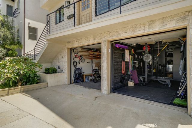 1838 Manhattan Ave, Hermosa Beach, CA 90254