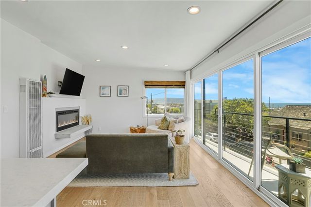 1838 Manhattan Ave, Hermosa Beach, CA 90254