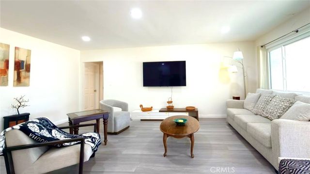 111 Poinsettia, Monrovia, CA 91016