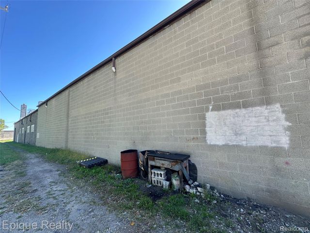 5431 E Davison Street E, Detroit, MI 48212