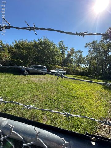 5431 E Davison Street E, Detroit, MI 48212