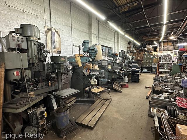 5431 E Davison Street E, Detroit, MI 48212