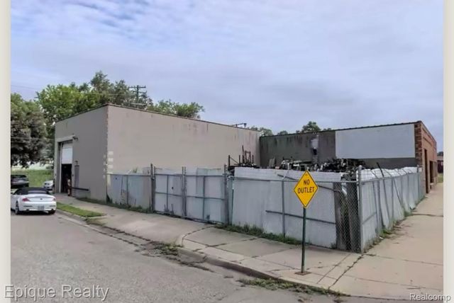 5431 E Davison Street E, Detroit, MI 48212