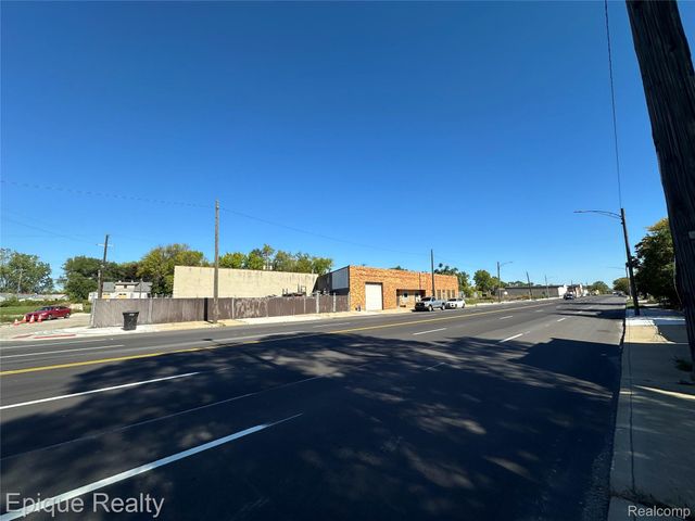 5431 E Davison Street E, Detroit, MI 48212