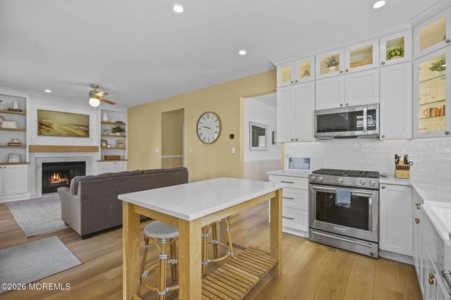 17 Saint Johns Drive, Freehold, NJ 07728