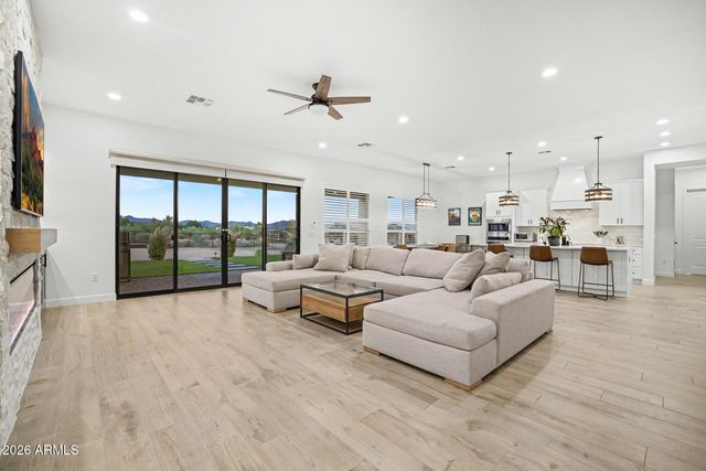 15516 E PALO BREA Lane, Scottsdale, AZ 85262