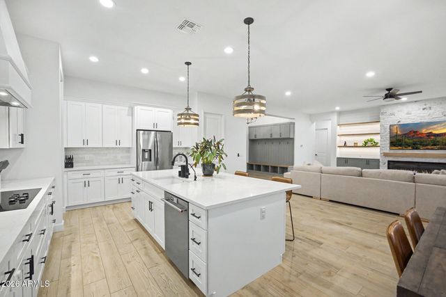 15516 E PALO BREA Lane, Scottsdale, AZ 85262