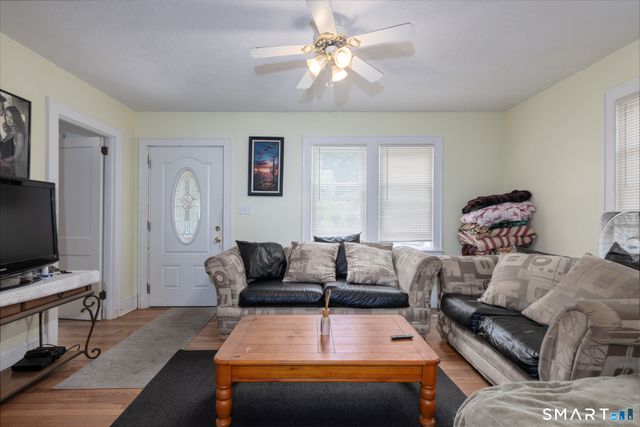 53 Broadview Heights, Thomaston, CT 06787