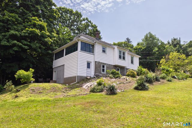 53 Broadview Heights, Thomaston, CT 06787