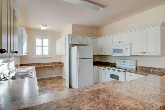 1569 NW 29TH ROAD 1, Gainesville, FL 32605