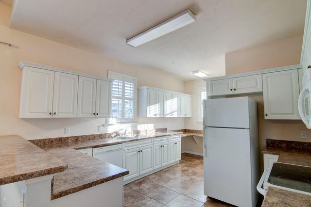 1569 NW 29TH ROAD 1, Gainesville, FL 32605