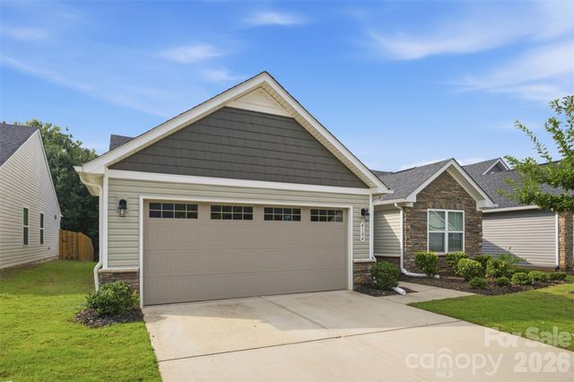 4104 Mackinnon Drive, Charlotte, NC 28214
