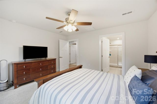 4104 Mackinnon Drive, Charlotte, NC 28214
