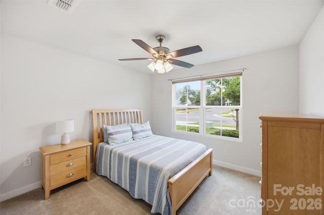 4104 Mackinnon Drive, Charlotte, NC 28214