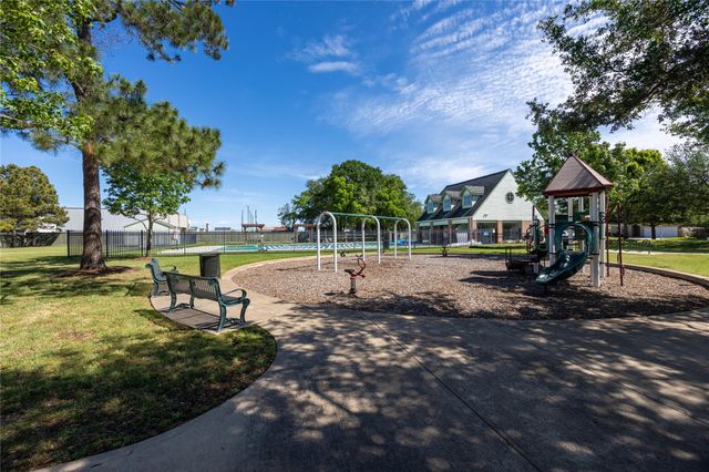 2503 Pines Pointe Drive, Katy, TX 77493