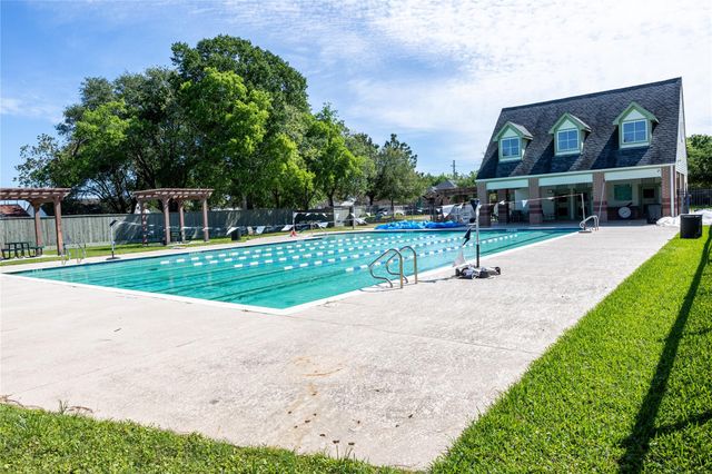 2503 Pines Pointe Drive, Katy, TX 77493