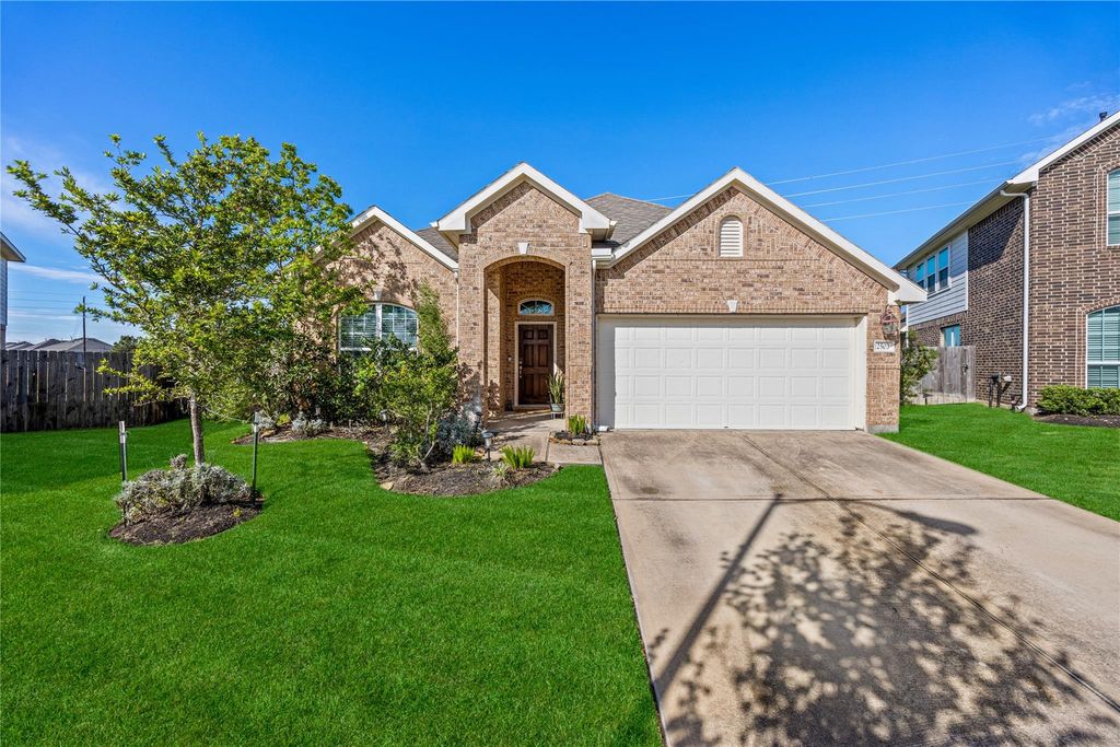2503 Pines Pointe Drive, Katy, TX 77493