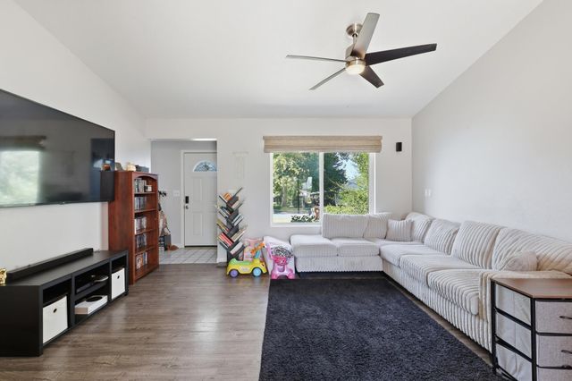 3417 E BRIDGEPORT Ave, Spokane, WA 99217