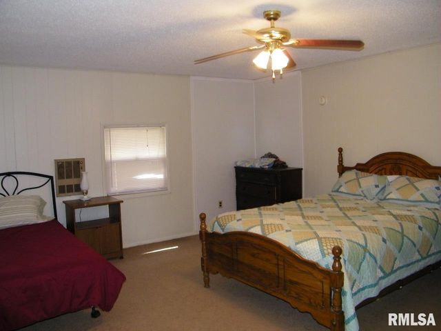 1073 Bay City Road, Golconda, IL 62938